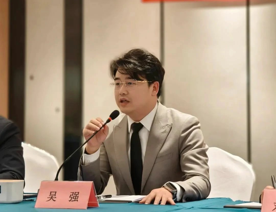 1739343916878493.jpg 06.jpg